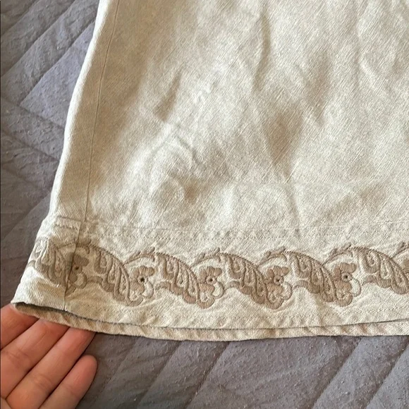 J Jill 100% linen adorable eyelit skirt size small light cream color - Picture 3 of 7